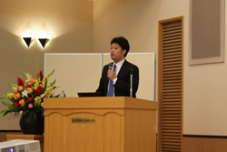 厚生労働省・宮田課長補佐。就労支援の重要性を語りました